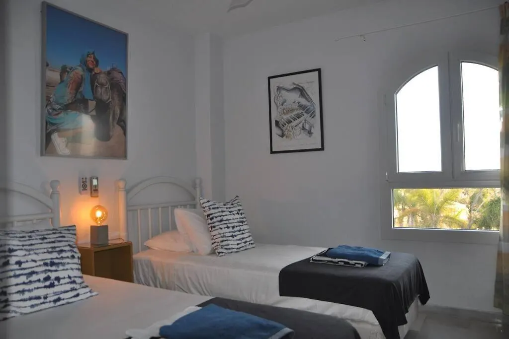 Spectacular 3 Bedrooms Sea Views Apartment El Faro 0*,