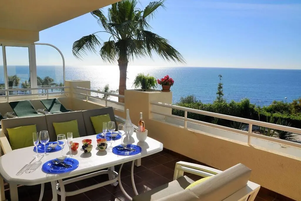 Spectacular 3 Bedrooms Sea Views Apartment El Faro 0*,