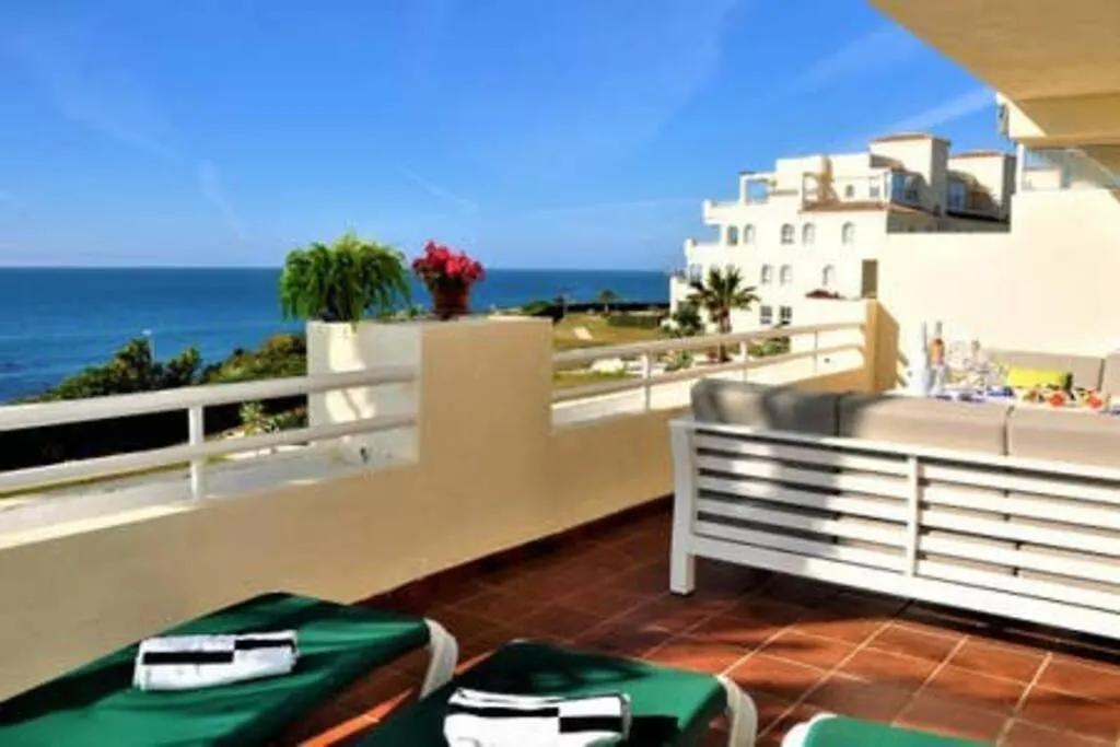 Spectacular 3 Bedrooms Sea Views Apartment El Faro