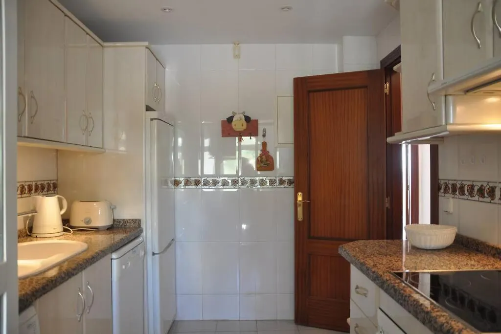 Spectacular 3 Bedrooms Sea Views Apartment El Faro 0*,