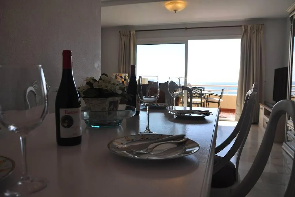 Spectacular 3 Bedrooms Sea Views Apartment El Faro
