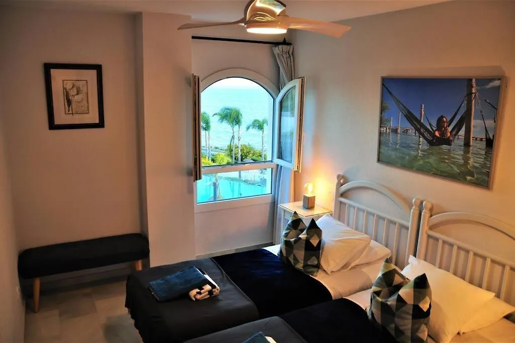 Spectacular 3 Bedrooms Sea Views Apartment El Faro