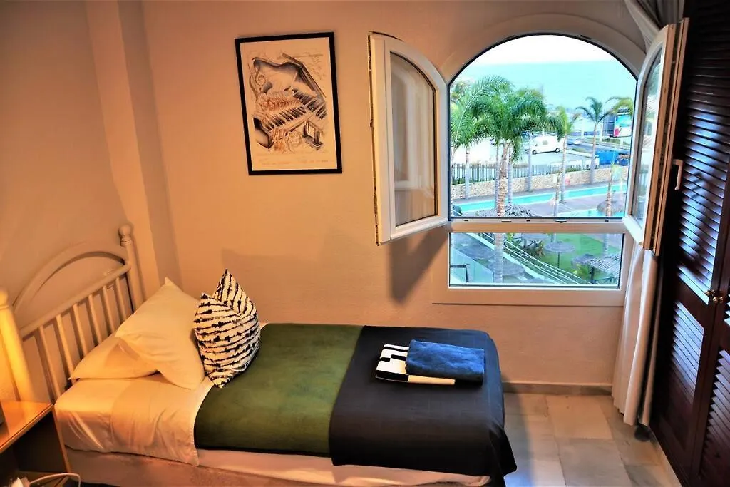 Spectacular 3 Bedrooms Sea Views Apartment El Faro